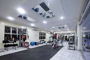 Askamaya Hotel and Suites