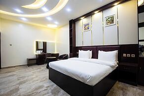 Askamaya Hotel and Suites