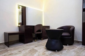 Askamaya Hotel and Suites