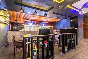 Askamaya Hotel and Suites