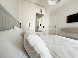 The House Rooms