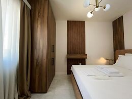 The House Rooms