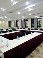 The LOCH Hotel Bondo