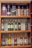 The LOCH Hotel Bondo