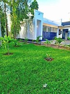 The LOCH Hotel Bondo