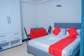 The LOCH Hotel Bondo