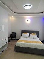 The LOCH Hotel Bondo