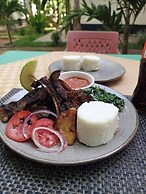 The LOCH Hotel Bondo