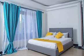 The LOCH Hotel Bondo