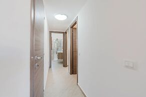 VILLA CON PISCINA