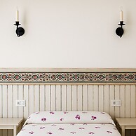 Elegant Twin Villas With Pools & Views