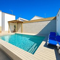 Elegant Twin Villas With Pools & Views