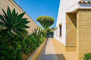 Elegant Twin Villas With Pools & Views