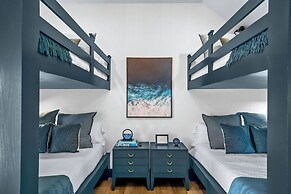 Blue Water Villa 304 SUN