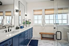 Blue Water Villa 304 SUN