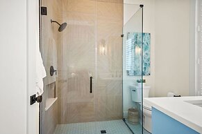 Blue Water Villa 304 SUN