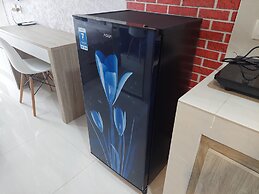 Cozy and Tidy Studio Apartment at Springwood Residence Tangerang