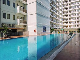 Cozy 1BR at Sentul Tower Apartment