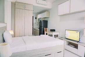 Homey and Cozy Studio at Springwood Residence Tangerang Apartment