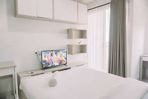 Homey and Cozy Studio at Springwood Residence Tangerang Apartment