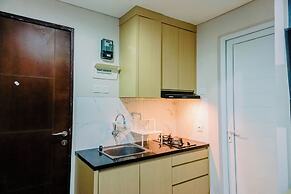 Comfort and Modern Look 2BR at Springwood Residence Tangerang Apartmen