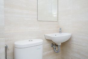 Comfort and Cozy Studio Room Apartment at Springwood Residence