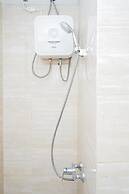 Comfort and Cozy Studio Room Apartment at Springwood Residence