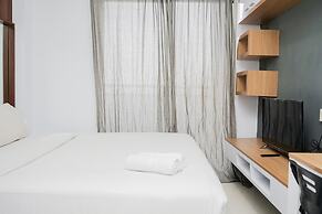 Comfort and Cozy Studio Room Apartment at Springwood Residence