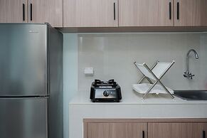 Simply Good Studio Apartment at Springwood Residence