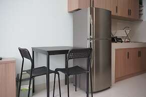 Simply Good Studio Apartment at Springwood Residence