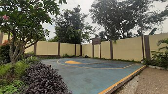 Fancy and Nice 1BR at Easton Park Apartment