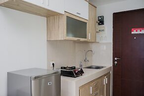 Fully Furnished with Cozy Design Studio Apartment at Springwood Reside