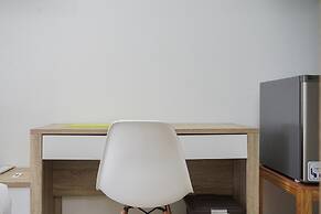 Fully Furnished with Cozy Design Studio Apartment at Springwood Reside