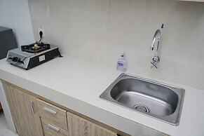 Fully Furnished with Cozy Design Studio Apartment at Springwood Reside