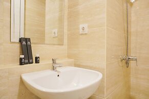 Fully Furnished Studio Apartment with Cozy Design Springwood Residence