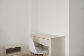 Fully Furnished Studio Apartment with Cozy Design Springwood Residence