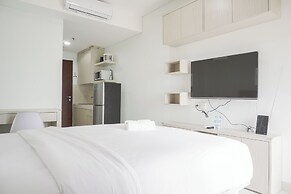 Fully Furnished Studio Apartment with Cozy Design Springwood Residence