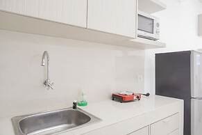 Fully Furnished Studio Apartment with Cozy Design Springwood Residence