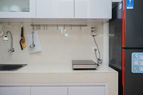 Warm and Cozy Studio at Springwood Residence Tangerang Apartment