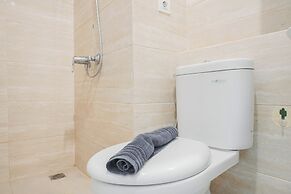 Cozy Studio Apartment with Super Single Bed at Springwood Residence