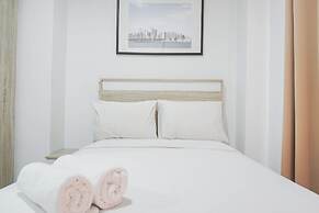 Cozy Studio Apartment with Super Single Bed at Springwood Residence