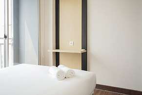 Cozy Stay 2BR Apartment at Springwood Residence