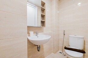Good Choice and Restful Studio Apartment Springwood Residence Tangeran