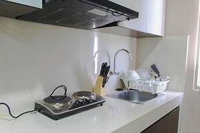 Strategic and Comfy 2BR Apartment Springwood Residence