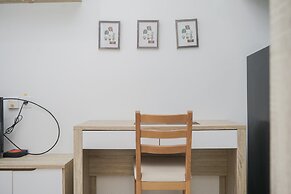 Homey Studio Apartment Springwood Residence