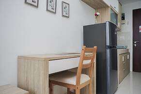 Homey Studio Apartment Springwood Residence