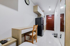 Good Deal and Comfy Studio Apartment at Springwood Residence