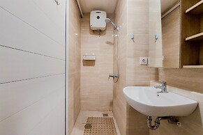 Good Deal and Comfy Studio Apartment at Springwood Residence