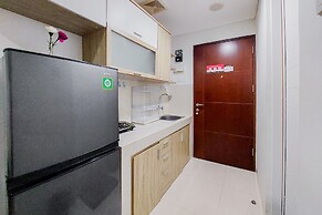 Good Deal and Comfy Studio Apartment at Springwood Residence