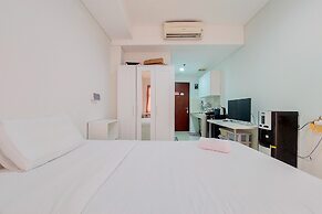 Cozy Living Studio Apartment Springwood Residence Tangerang